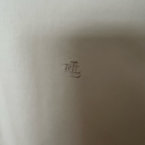 Ralph Lauren Women’s Non-Iron Shirt. white, size large - Picture 5 of 6
